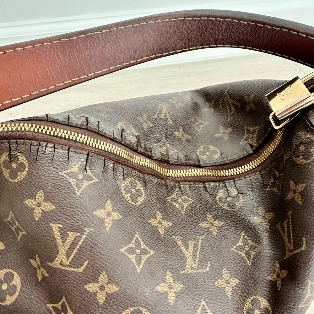 Louis Vuitton Berri MM Bag - Picture 6 of 12